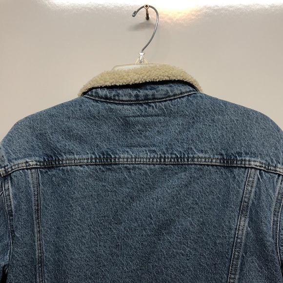 LEVIS Sherpa Lined Denim Trucker Jacket Men's Size L Blue Jean Vintage snap - Picture 9 of 16